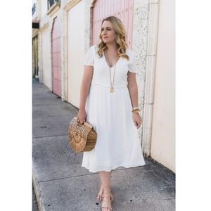 WAYF XXL White Blouson Midi Dress